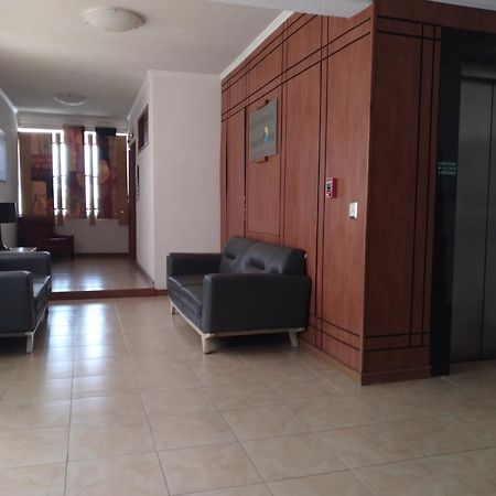 Hotel Campestre Inn Леон Екстер'єр фото