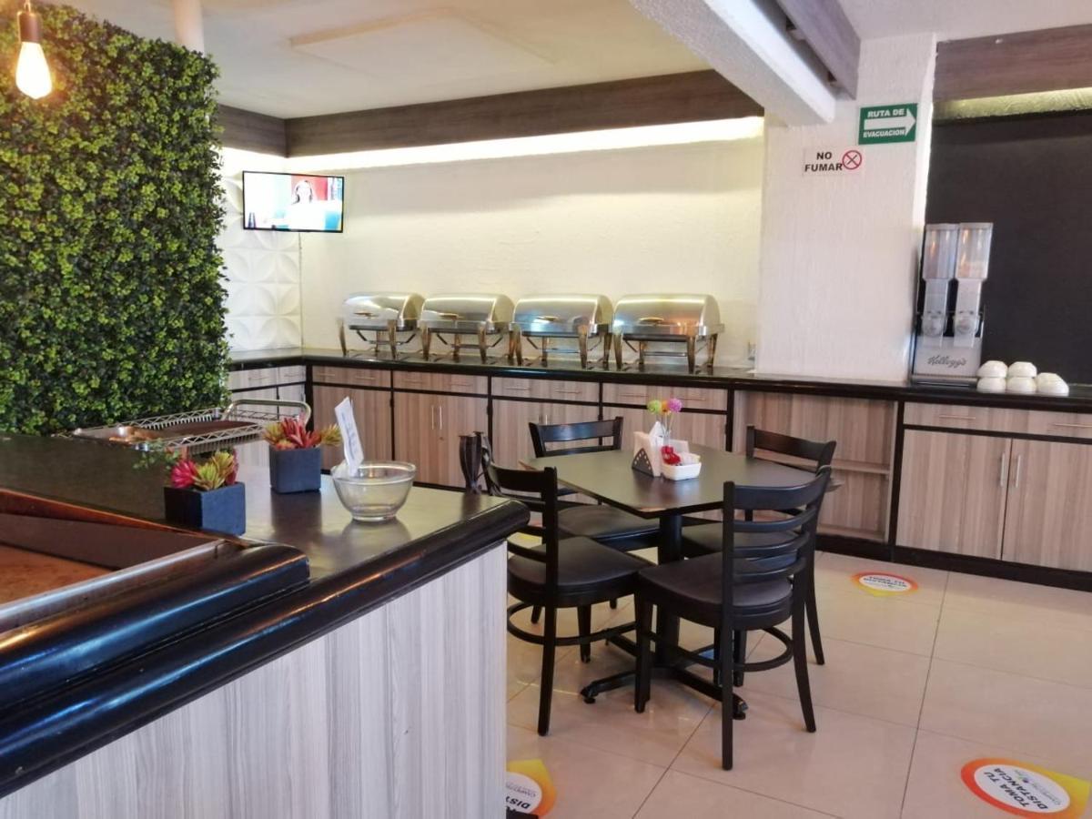Hotel Campestre Inn Леон Екстер'єр фото