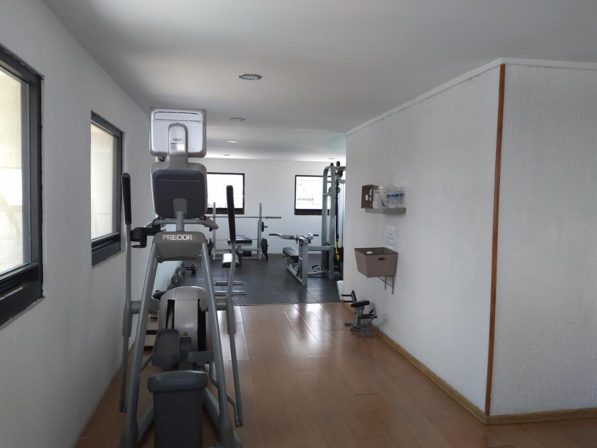 Hotel Campestre Inn Леон Екстер'єр фото