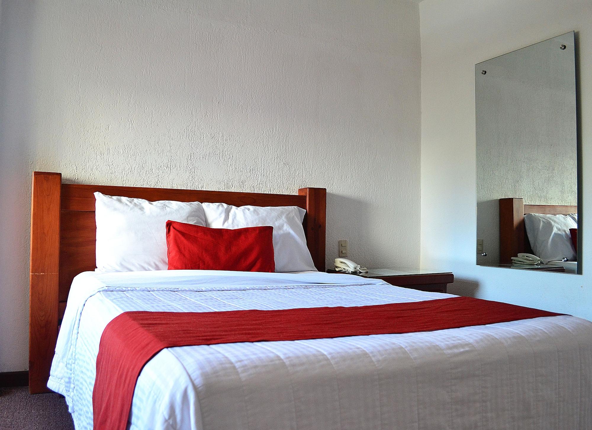Hotel Campestre Inn Леон Екстер'єр фото