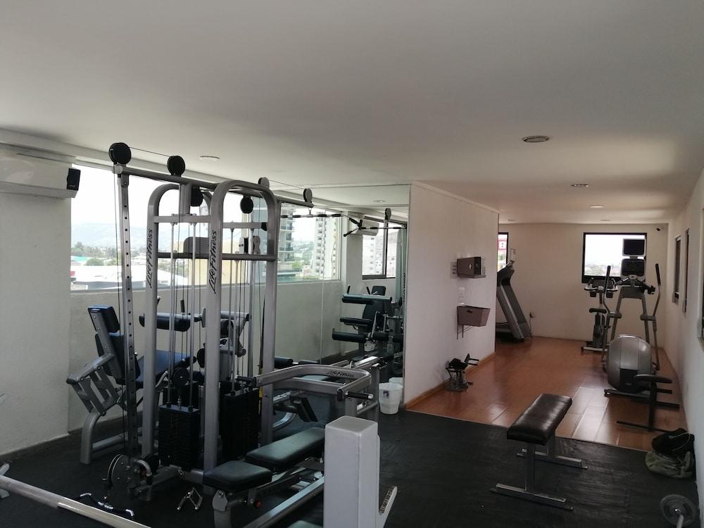 Hotel Campestre Inn Леон Екстер'єр фото