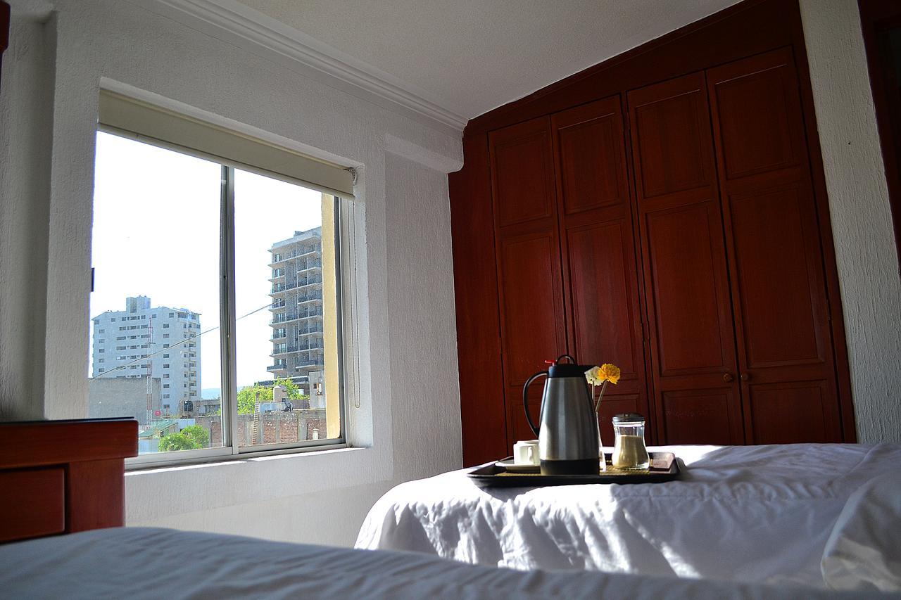 Hotel Campestre Inn Леон Екстер'єр фото