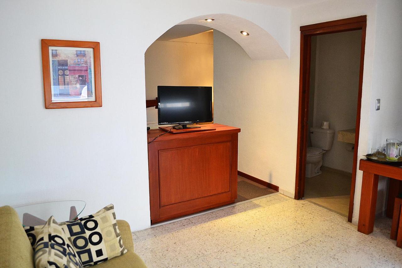 Hotel Campestre Inn Леон Екстер'єр фото